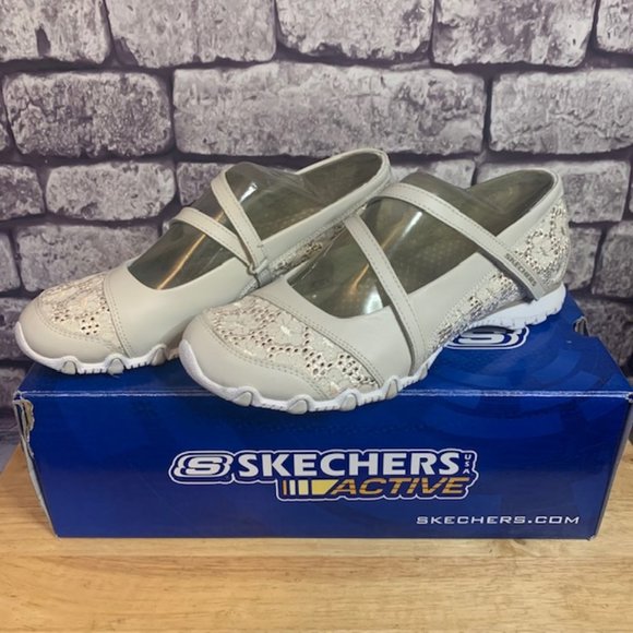 Skechers Shoes - Skechers Bikers Beige Lace Sneakers Size 9